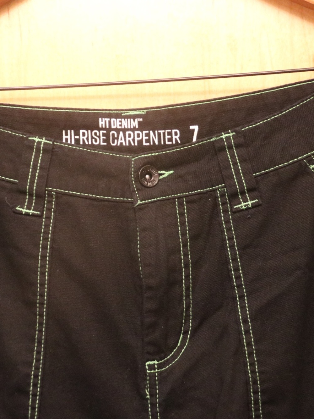 Hot Topic Denim Black & Green Stitch Hi-Rise Carpenter Pants, Juniors Size 7 - Picture 4 of 7